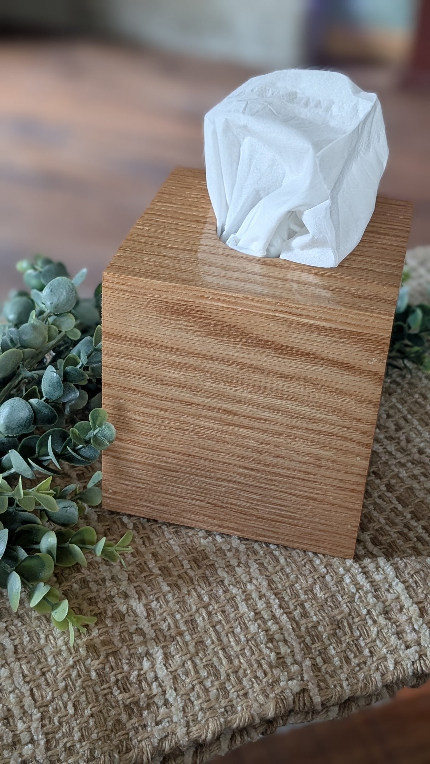 Red Oak Cube Tissue Box Cover