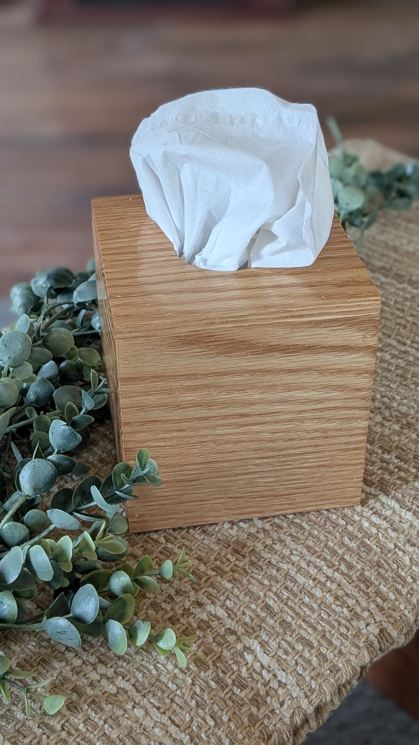 Red Oak Cube Tissue Box Cover